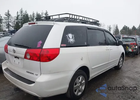2006 Toyota Sienna Le z USA, uszkodzony, nr VIN 5TDZA23C16S446654